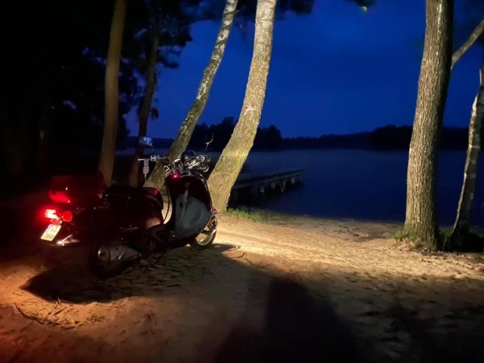 Swiety Spokoj Laka I Woda Pozezdrze Bagian luar foto