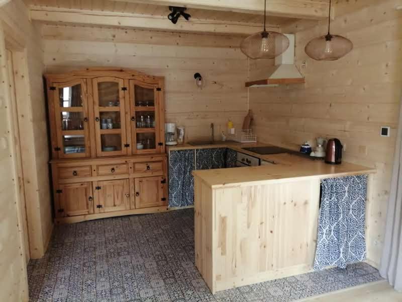 Swiety Spokoj Laka I Woda Pozezdrze Bagian luar foto